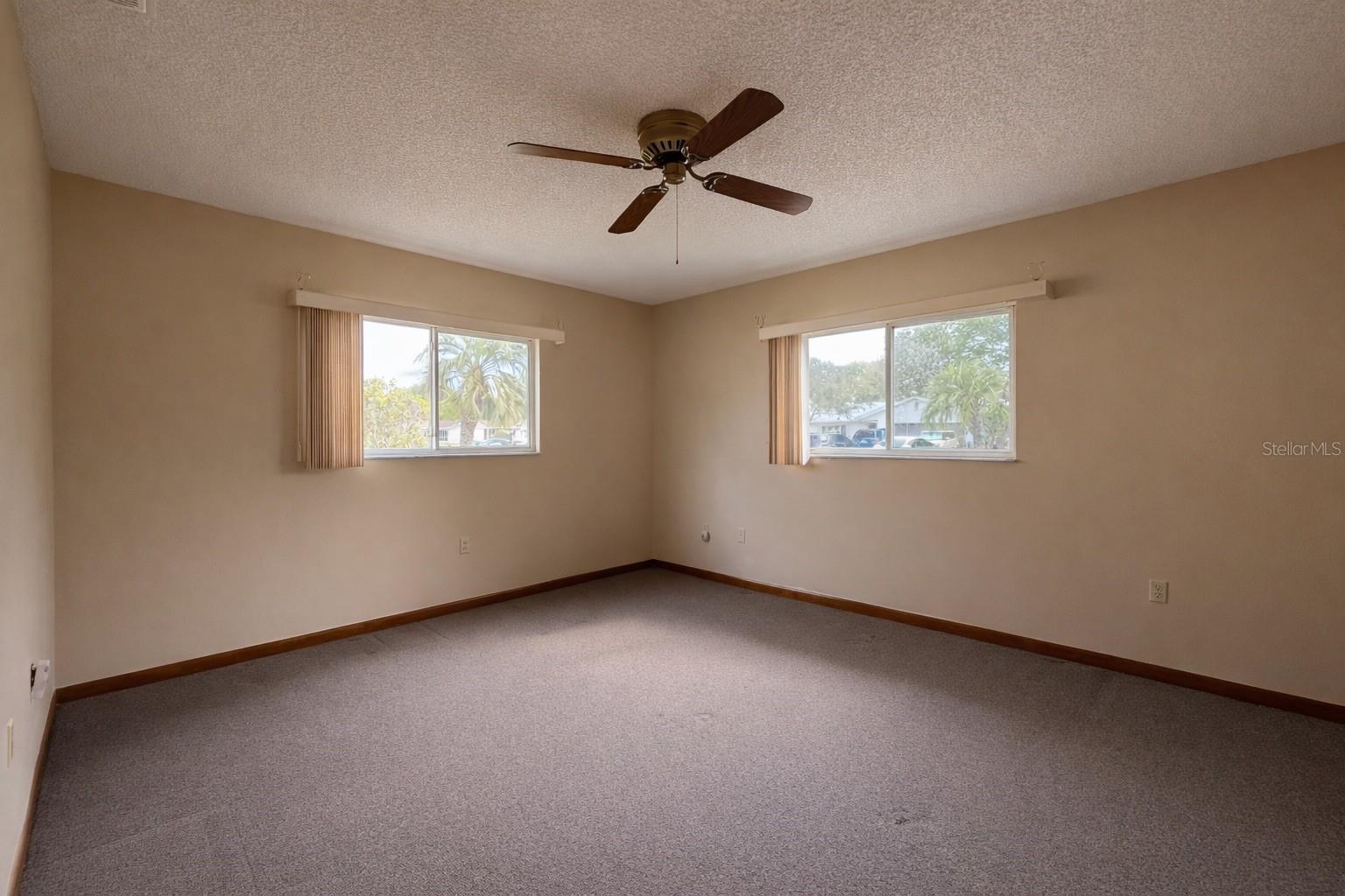 PALM CAY - Residential