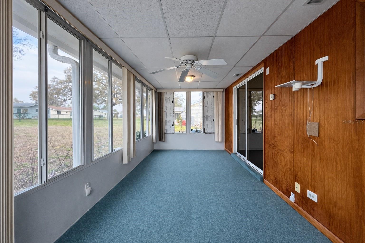 PALM CAY - Residential