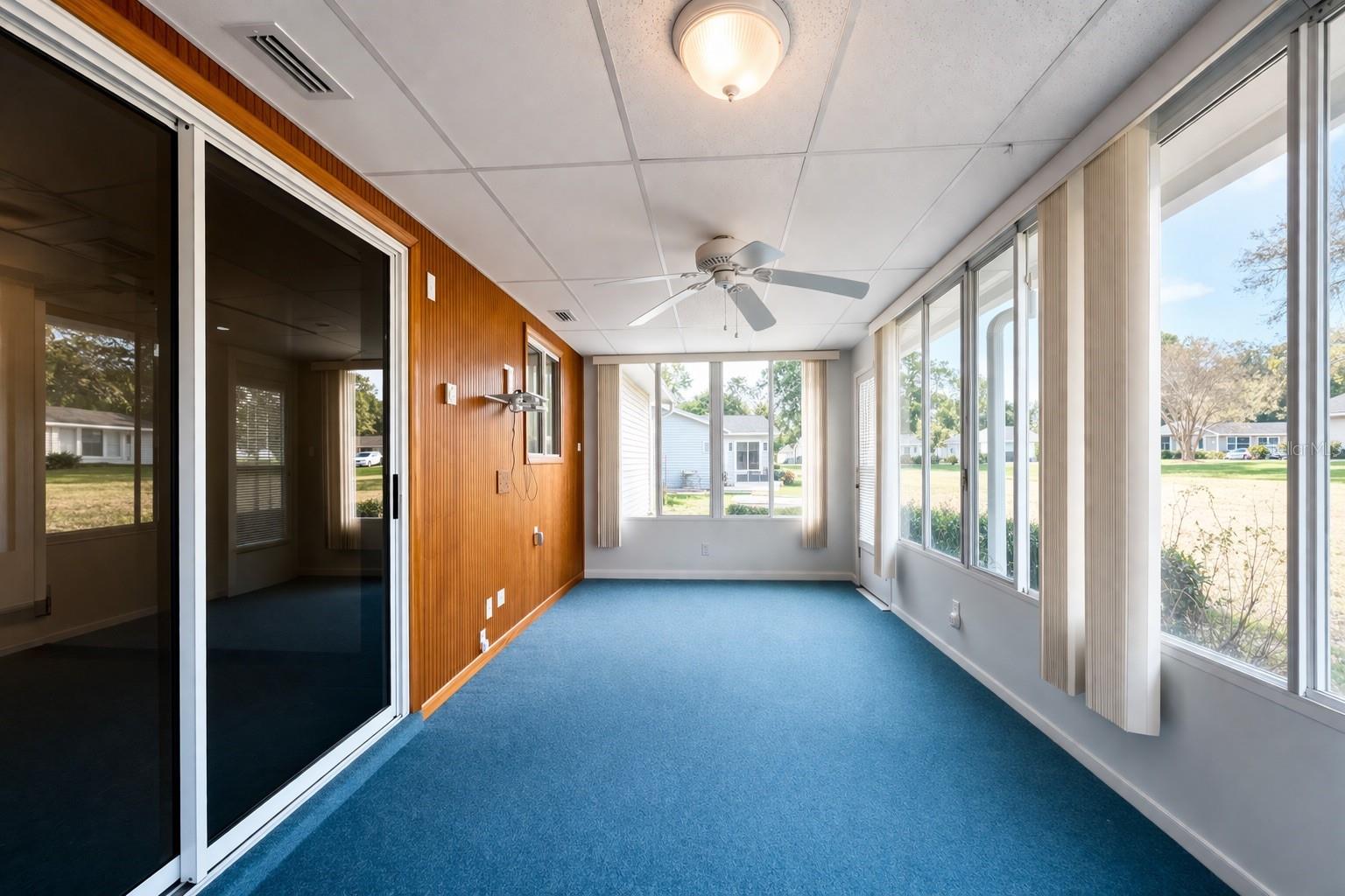 PALM CAY - Residential