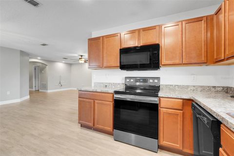 Tiny photo for 910 Aspen View Circle, Groveland, FL 34736 (MLS # O6395279)