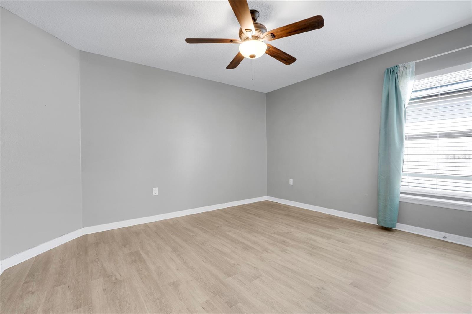 CRESTRIDGE AT ESTATES - Residential