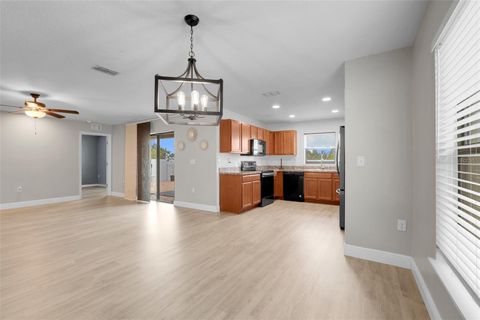 Tiny photo for 910 Aspen View Circle, Groveland, FL 34736 (MLS # O6395279)