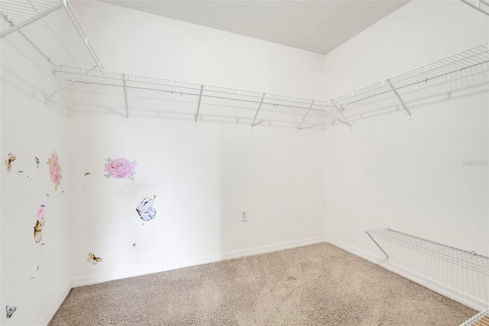 CRESTRIDGE AT ESTATES - Residential