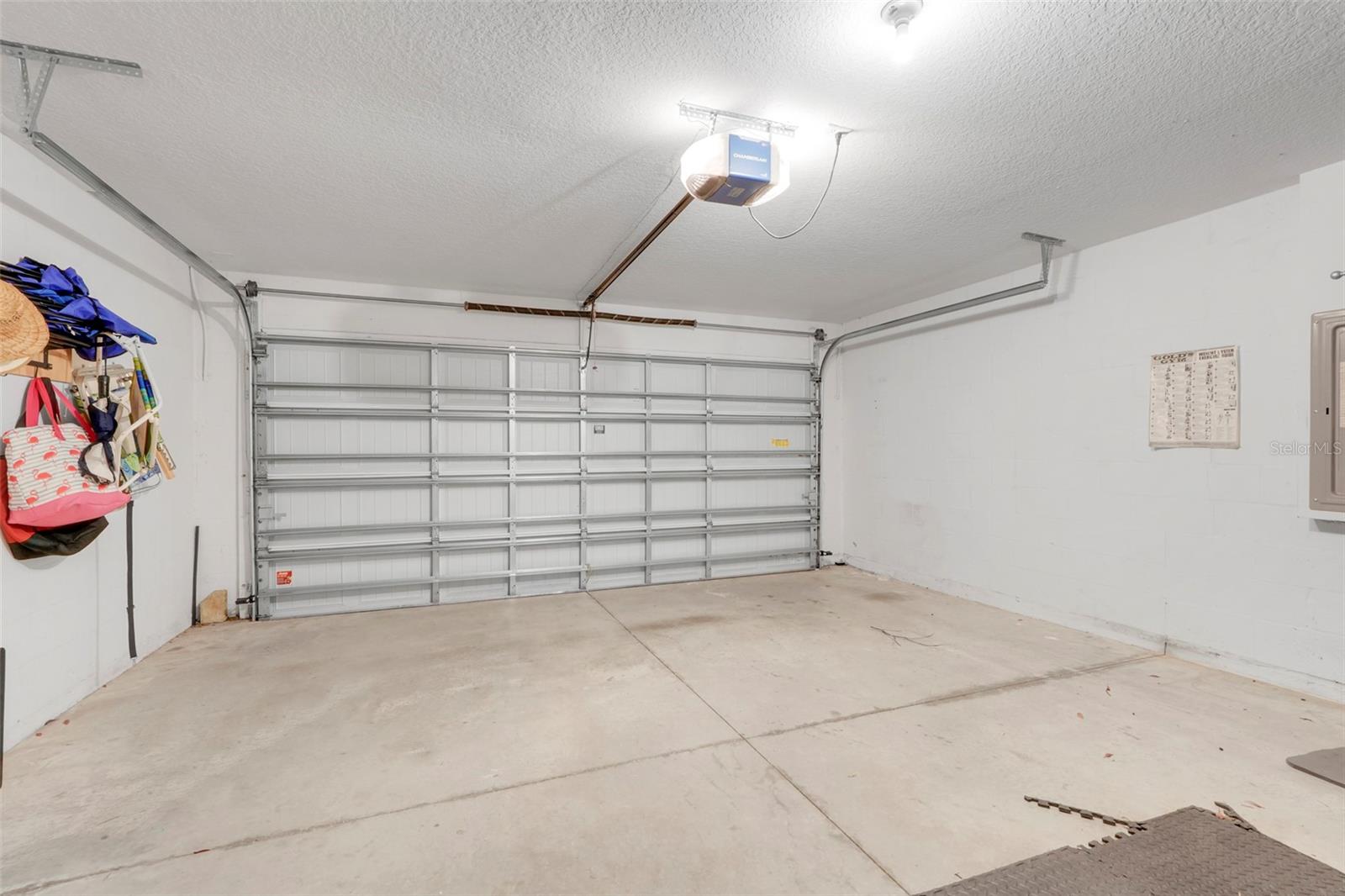 CRESTRIDGE AT ESTATES - Residential