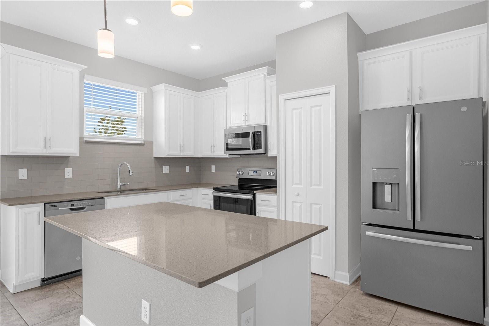 STOREY LAKE - Residential Lease