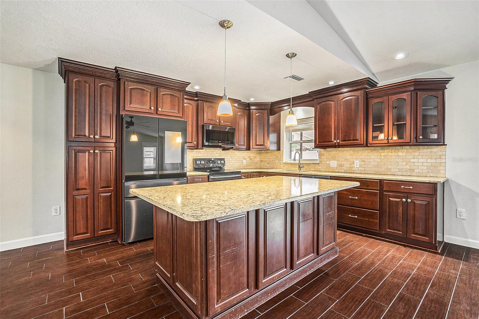 ORCHID LAKE VILLAGE EAST - Residential
