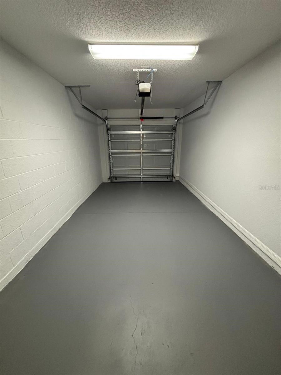 MAGNOLIA GARDEN VILLAS OR 1412/521 - Residential