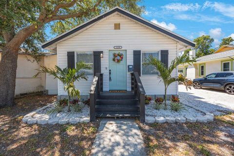Photo of 1110 36th Avenue N, St Petersburg, FL 33704 (MLS # TB8376716)