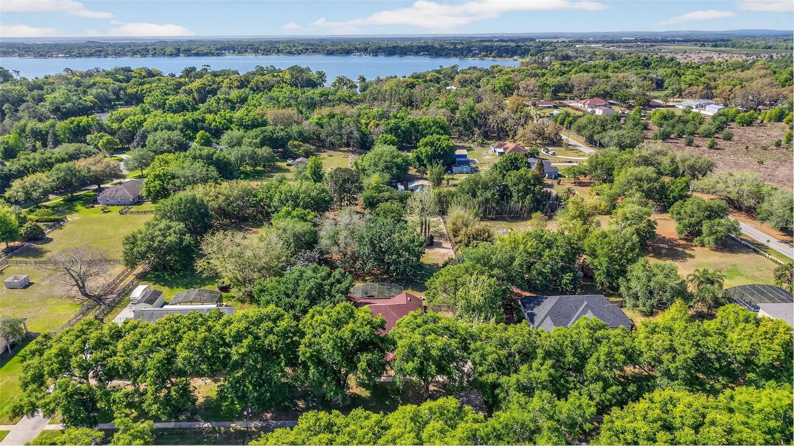 LAURELS MOUNT DORA 45/98 - Residential