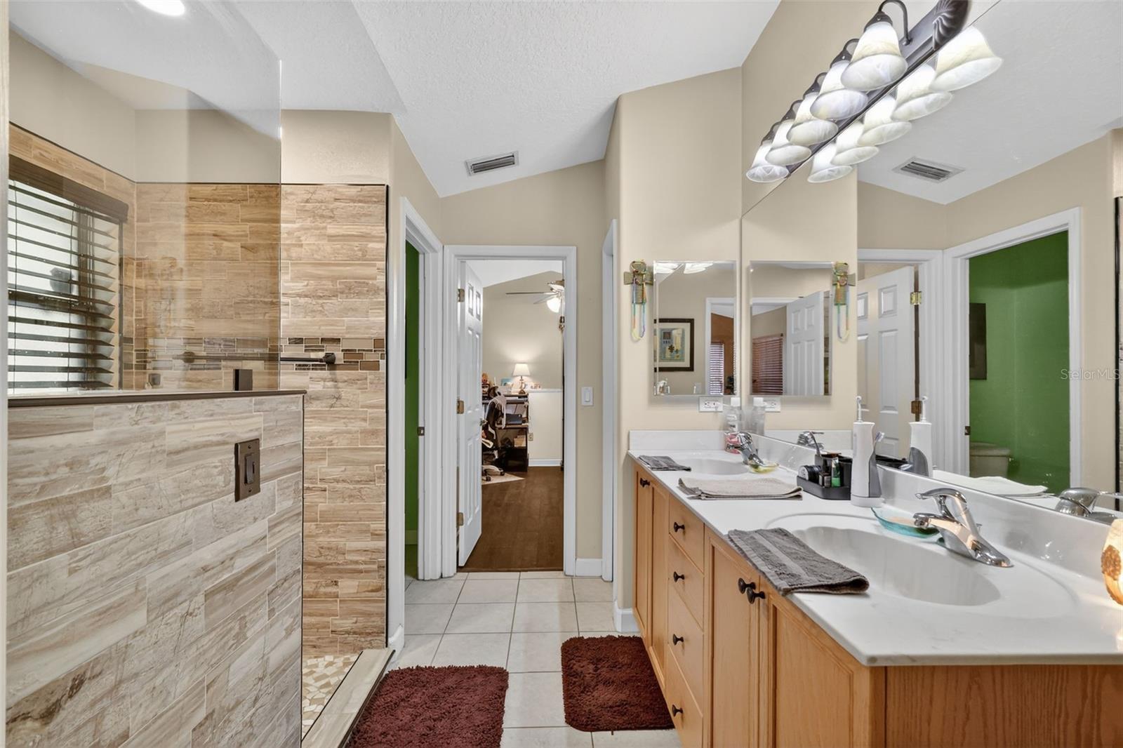 LAURELS MOUNT DORA 45/98 - Residential