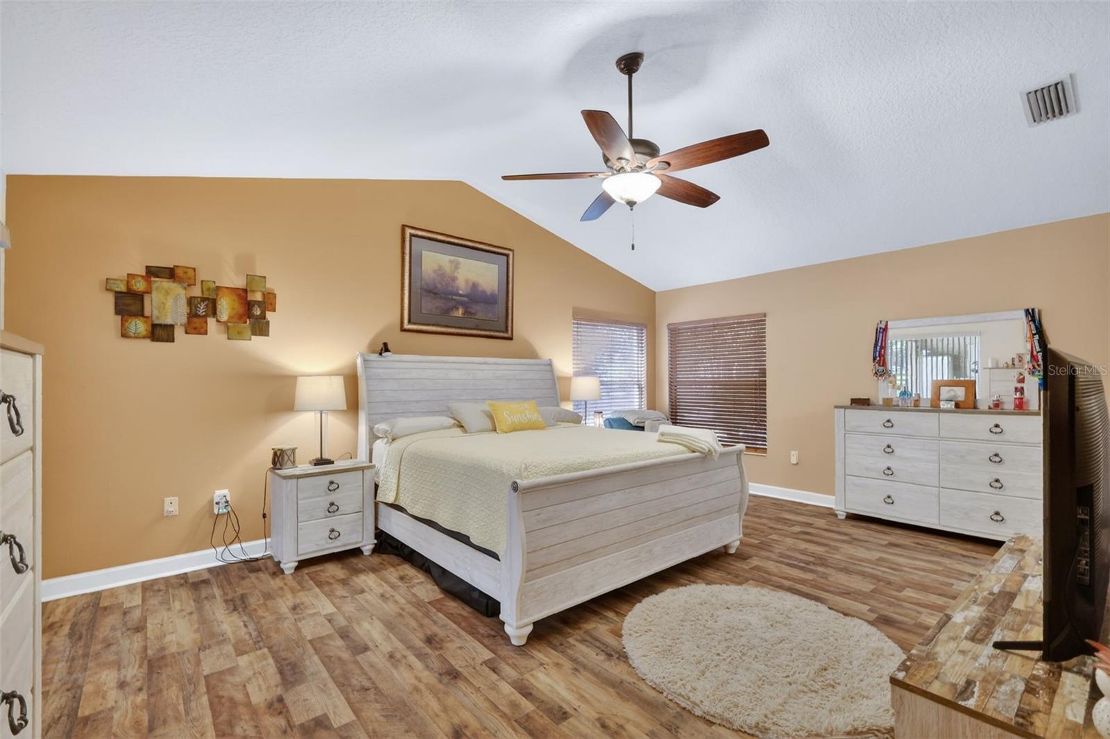 LAURELS MOUNT DORA 45/98 - Residential