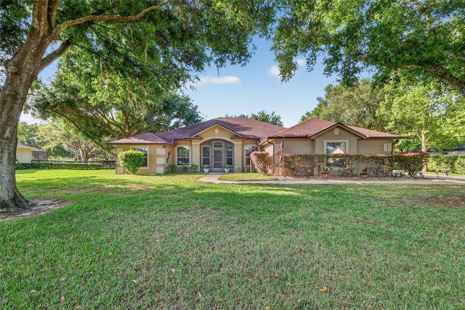 LAURELS MOUNT DORA 45/98 - Residential