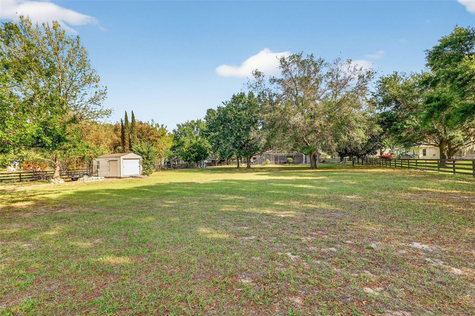 LAURELS MOUNT DORA 45/98 - Residential