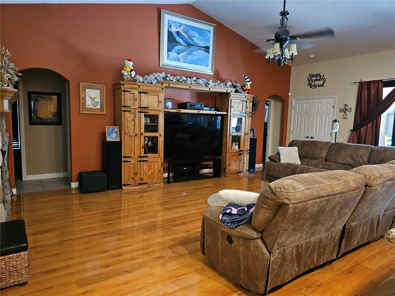 LAURELS MOUNT DORA 45/98 - Residential