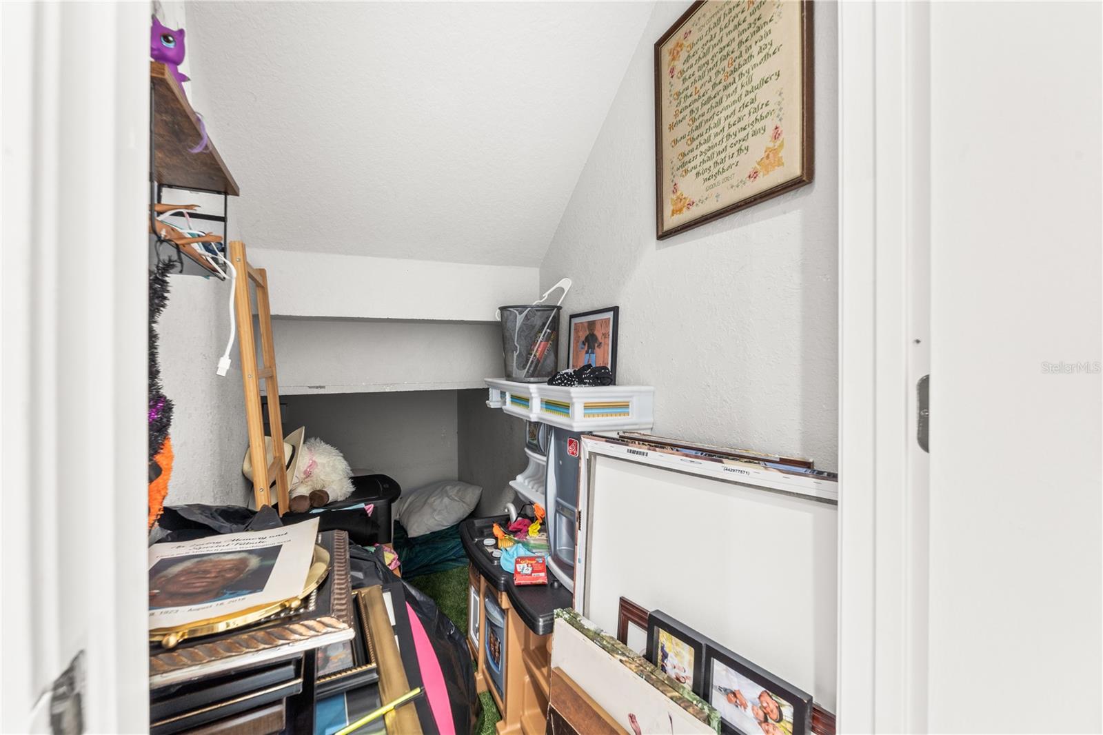 LAKEWOOD ESTATES SEC D - Residential