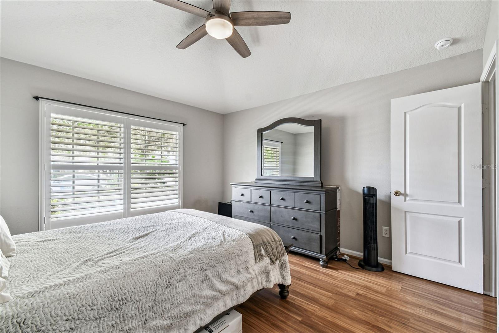 LEXINGTON OAKS VILLAGE 32A 33 - Residential Lease