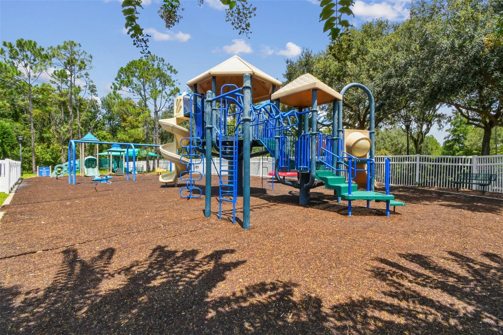 LEXINGTON OAKS VILLAGE 32A 33 - Residential Lease