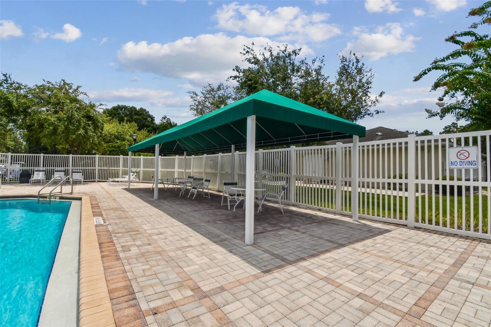 LEXINGTON OAKS VILLAGE 32A 33 - Residential Lease