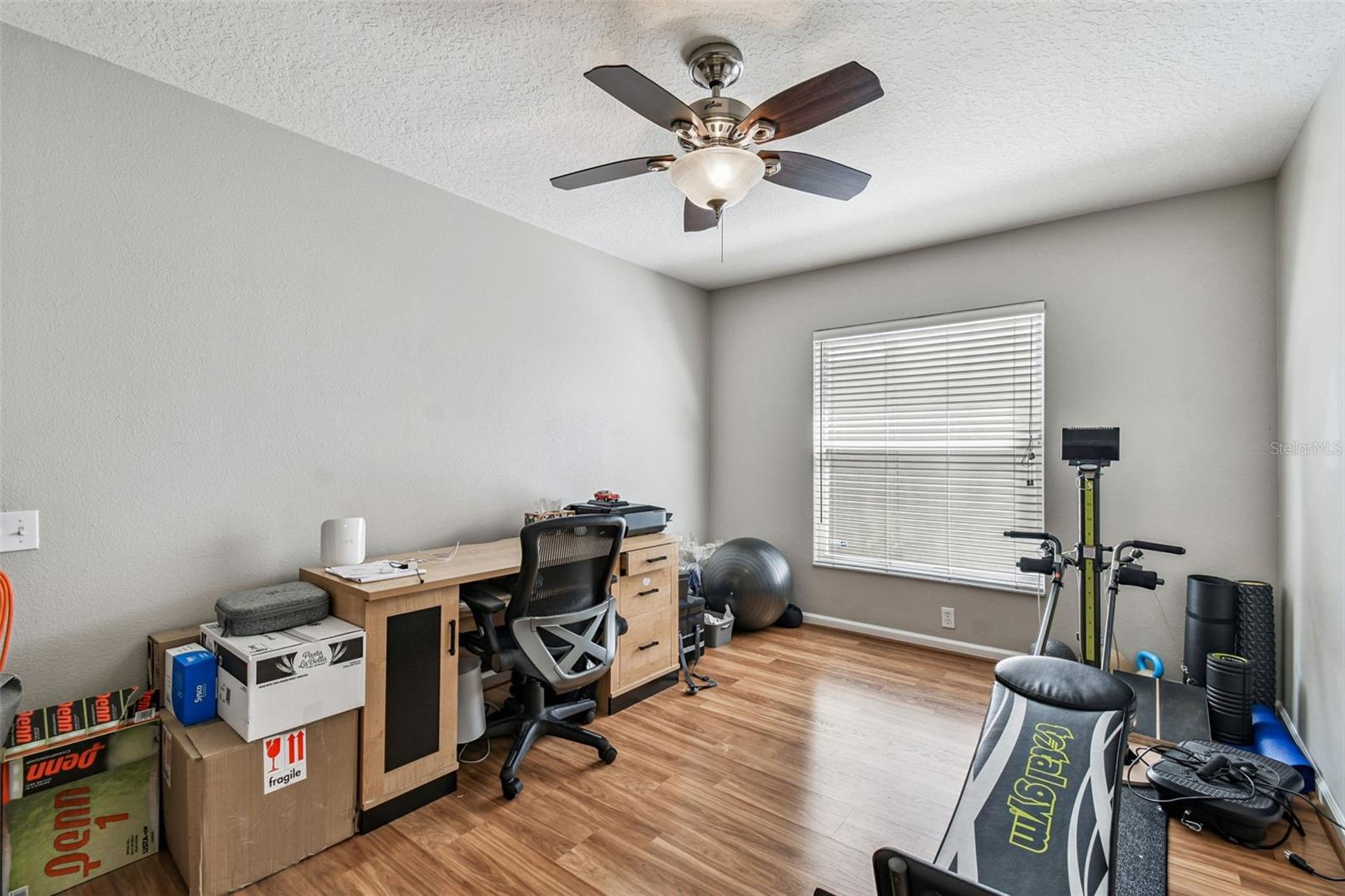 LEXINGTON OAKS VILLAGE 32A 33 - Residential Lease