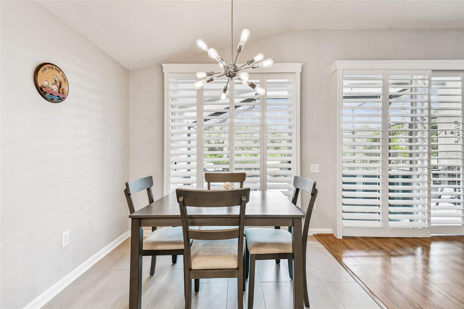 LEXINGTON OAKS VILLAGE 32A 33 - Residential Lease