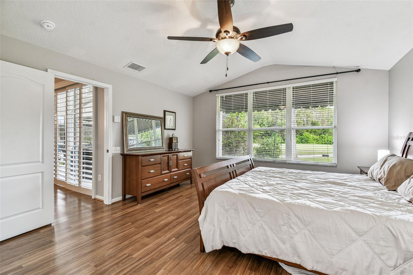 LEXINGTON OAKS VILLAGE 32A 33 - Residential Lease