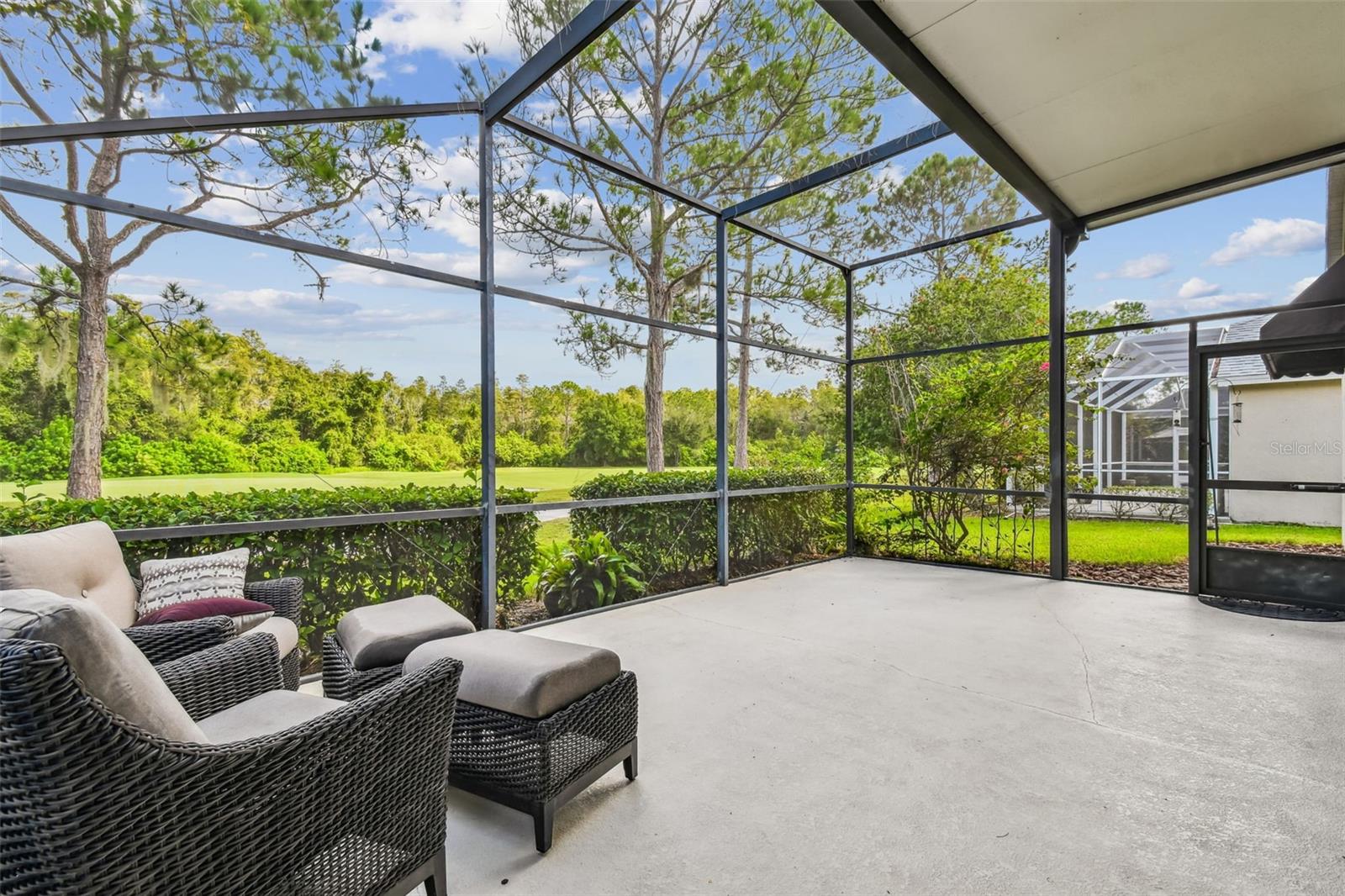 LEXINGTON OAKS VILLAGE 32A 33 - Residential Lease