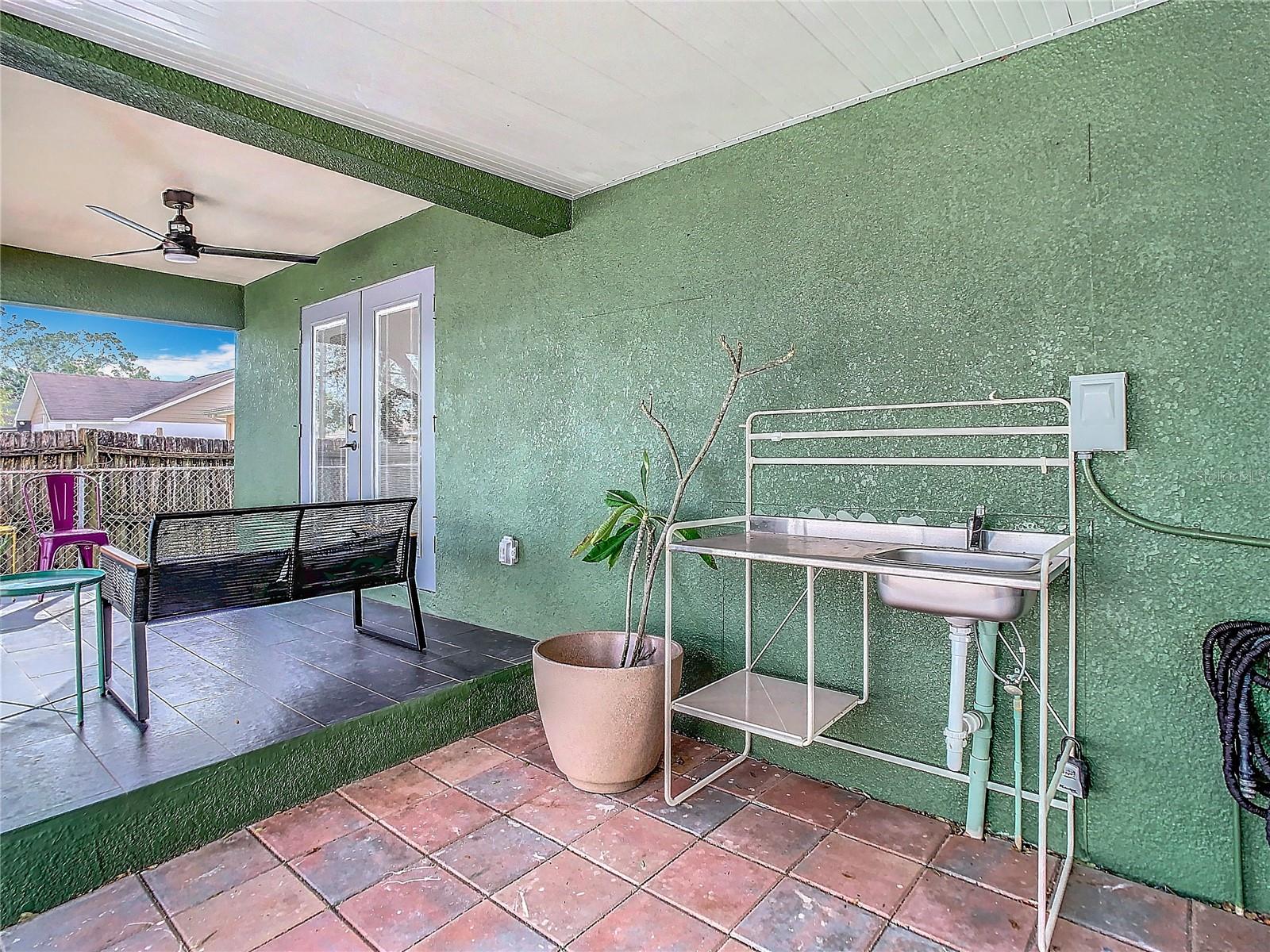 WEST NAPLES - Residential Lease