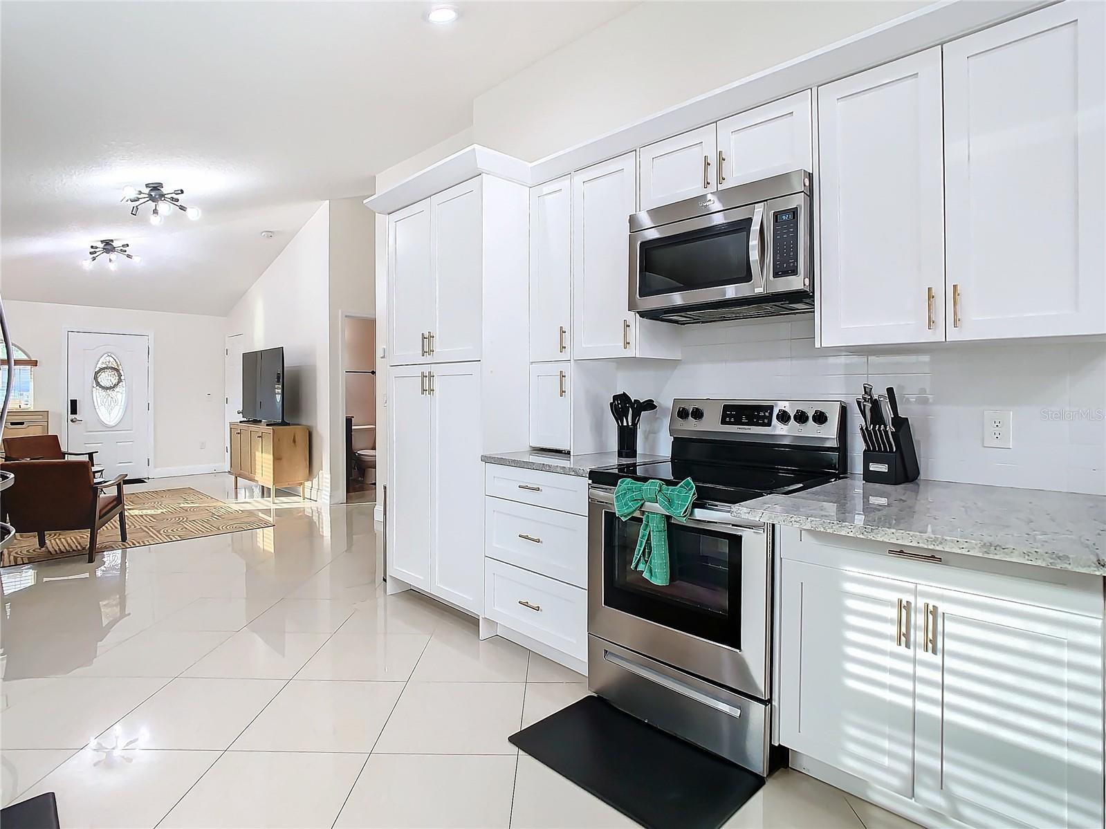 WEST NAPLES - Residential Lease