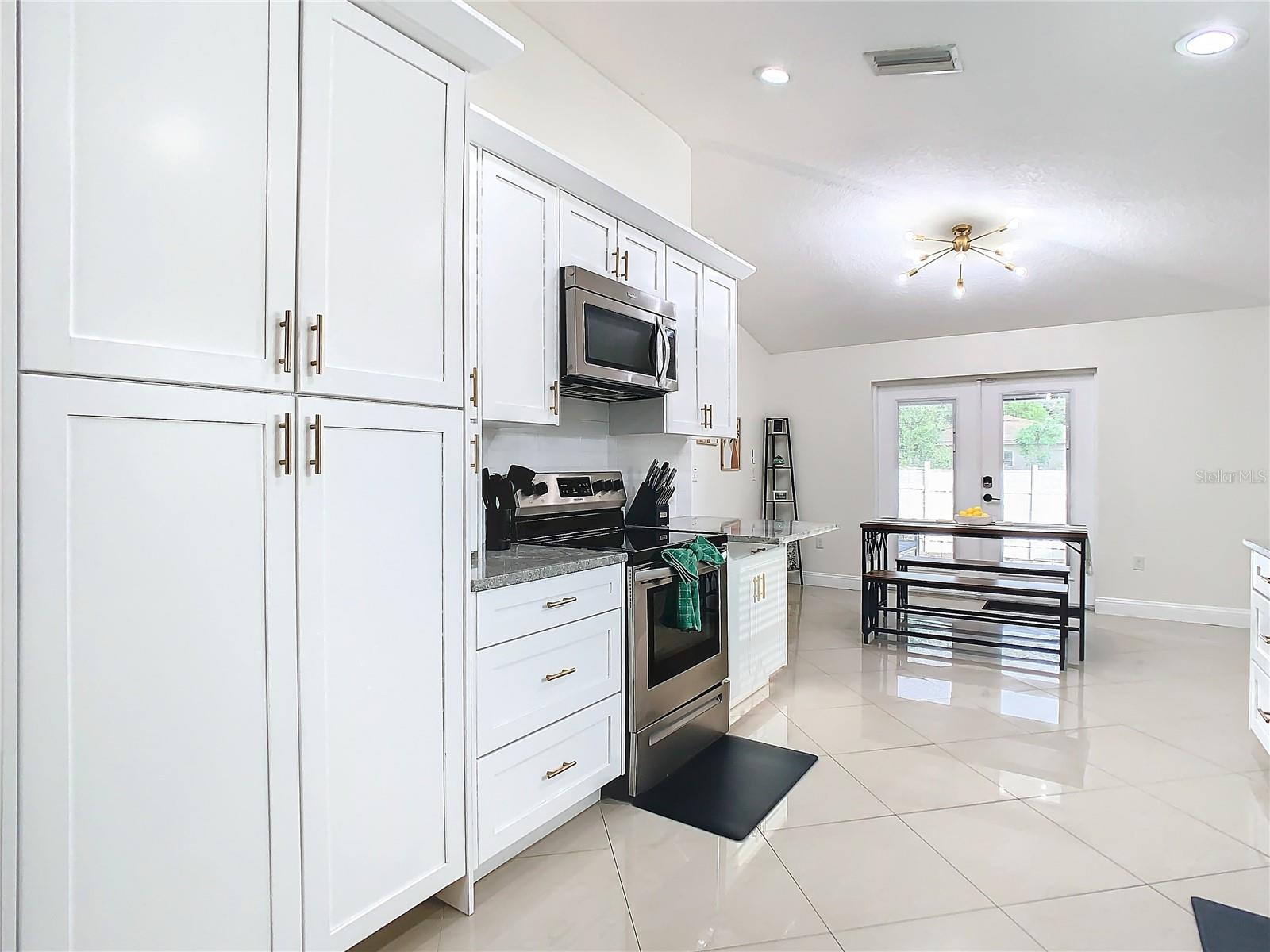 WEST NAPLES - Residential Lease