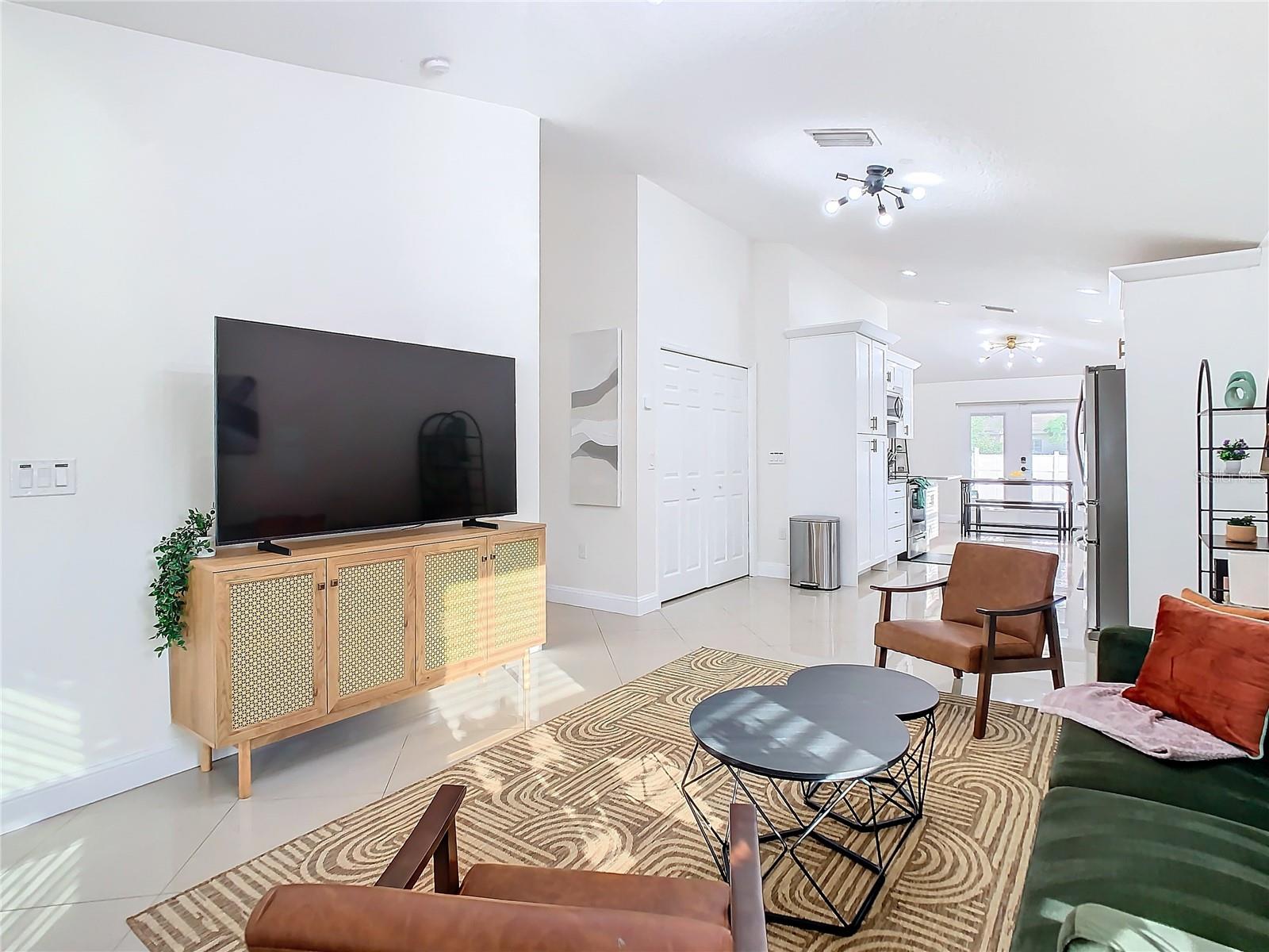 WEST NAPLES - Residential Lease