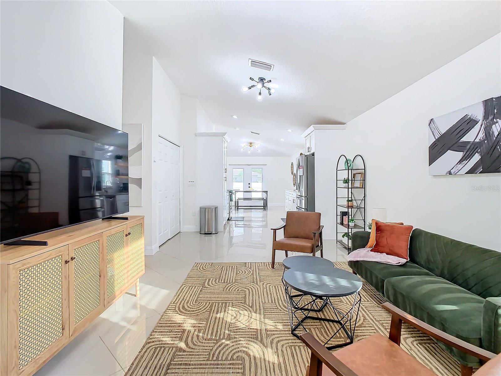 WEST NAPLES - Residential Lease