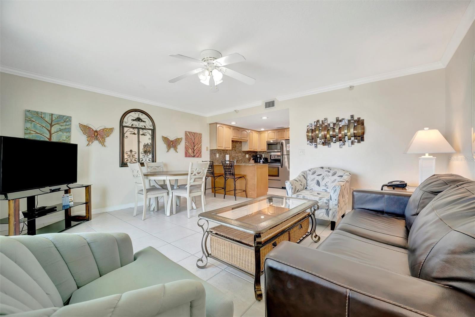 SOUTH BEACH CONDO HOTEL - Residential