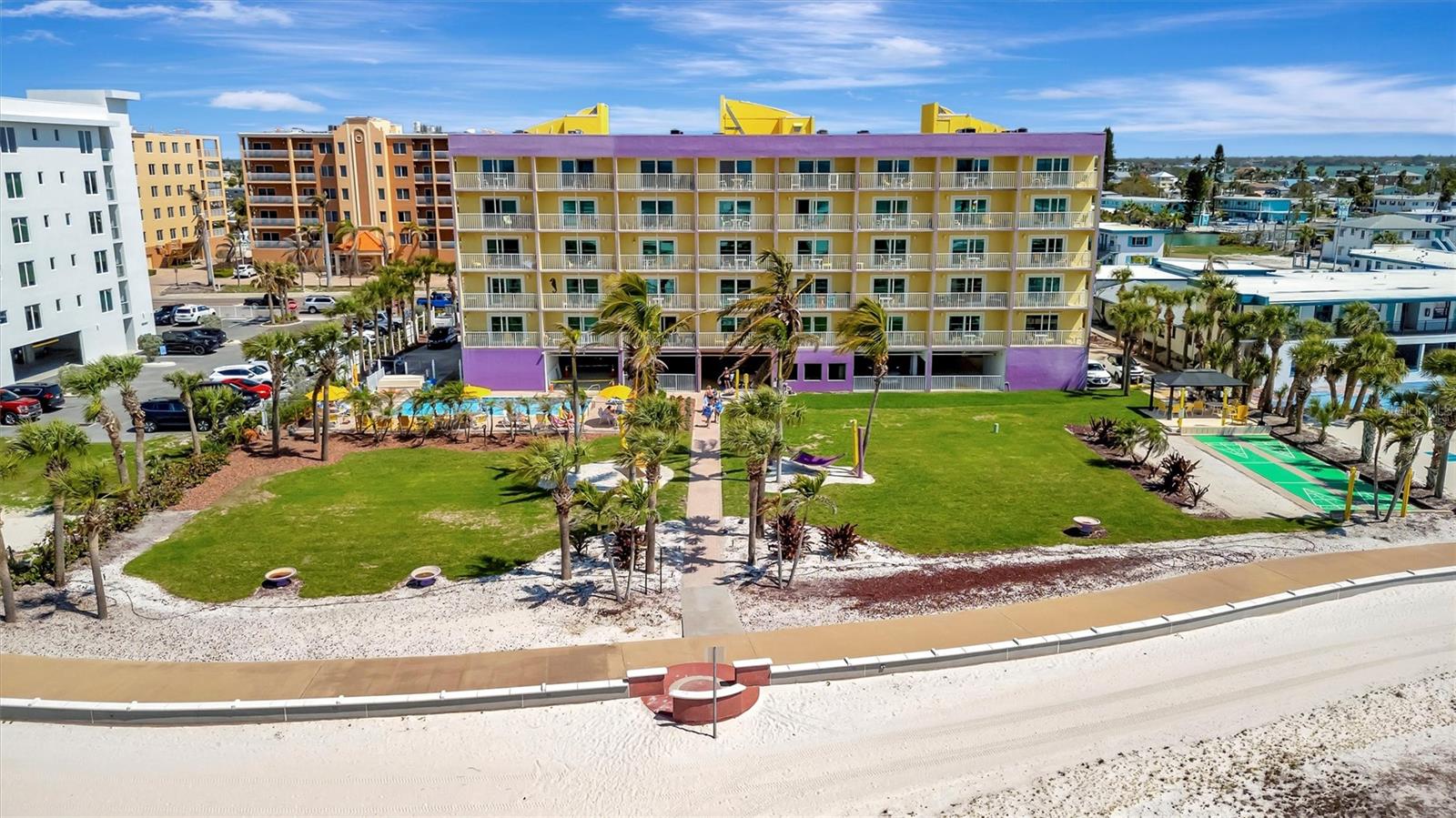 SOUTH BEACH CONDO HOTEL - Residential