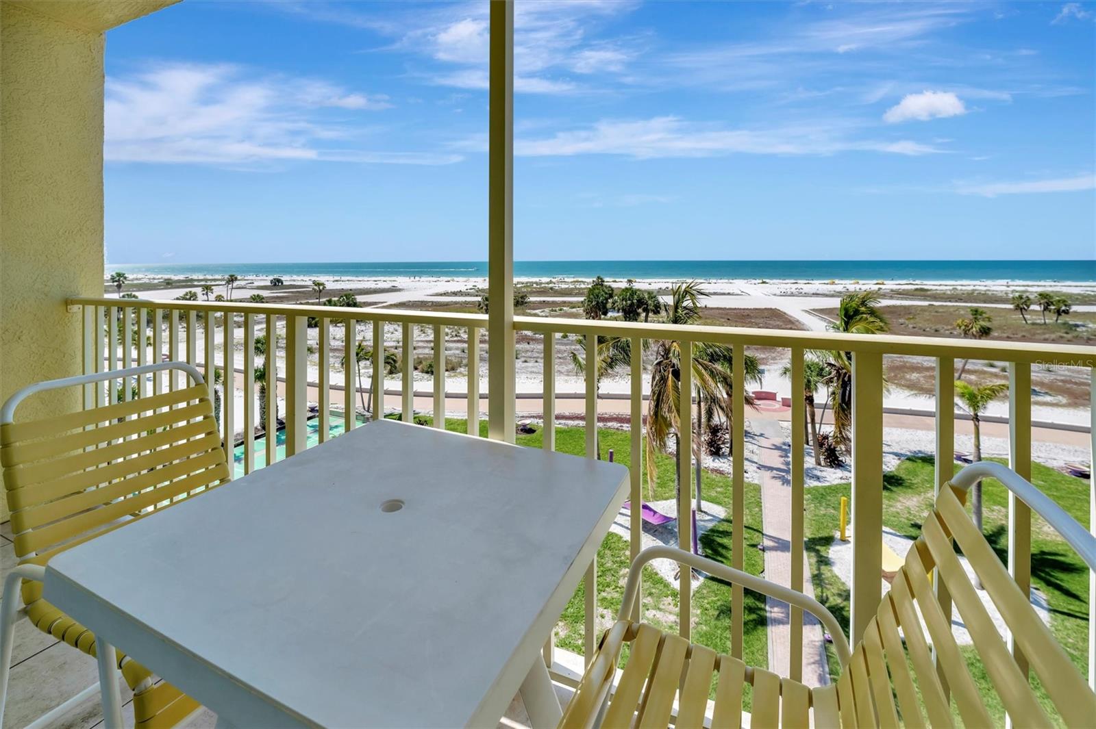 SOUTH BEACH CONDO HOTEL - Residential