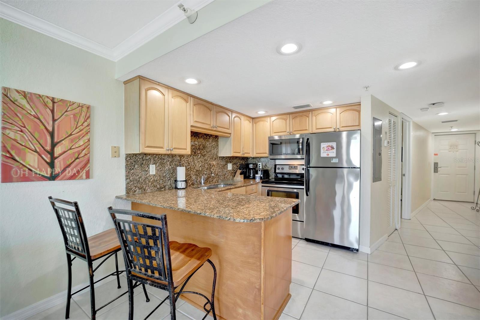 SOUTH BEACH CONDO HOTEL - Residential