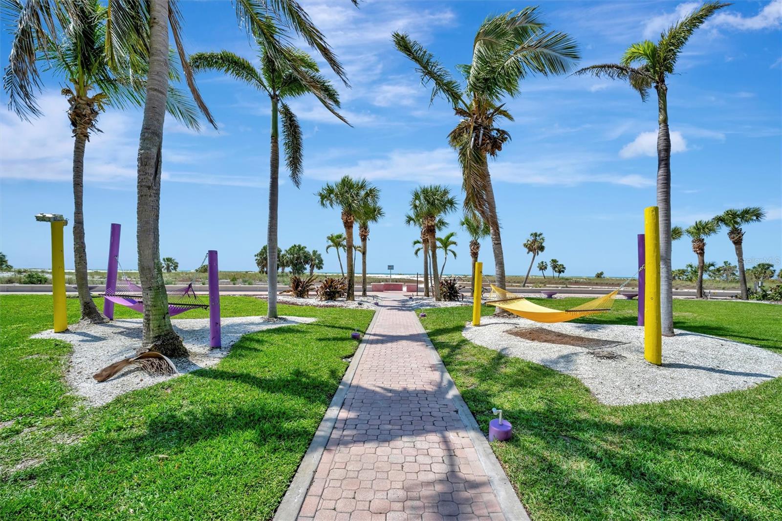 SOUTH BEACH CONDO HOTEL - Residential