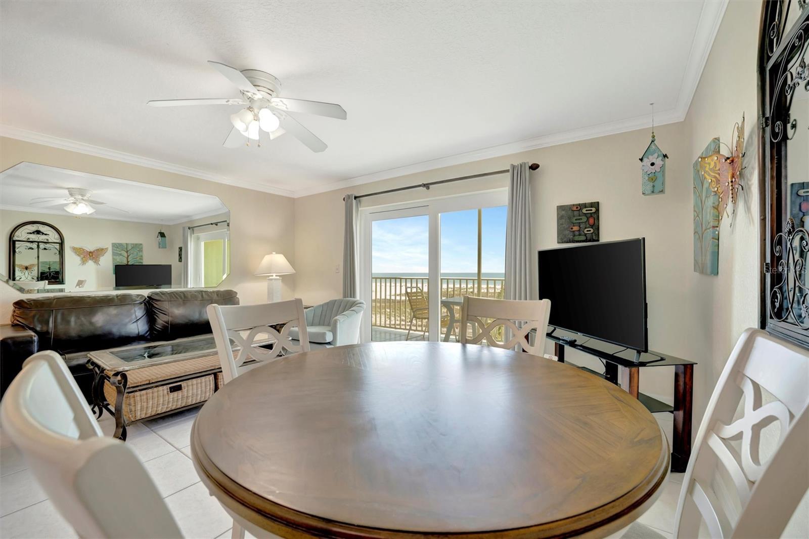 SOUTH BEACH CONDO HOTEL - Residential