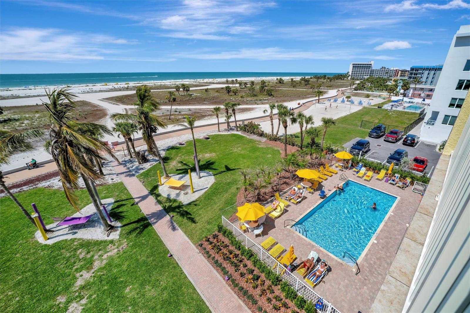 SOUTH BEACH CONDO HOTEL - Residential