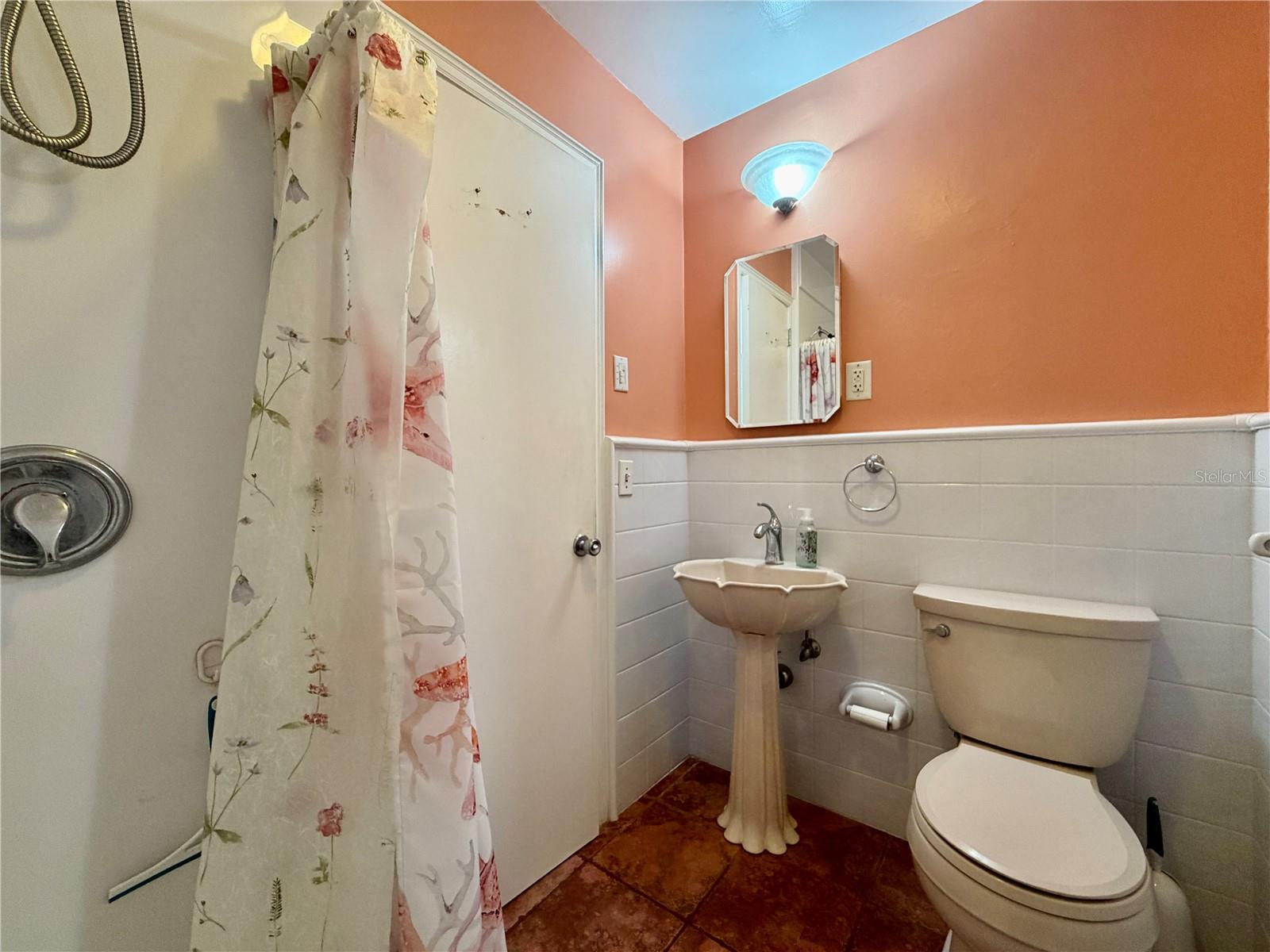 CHASE & HOWARDS SUB REV - Residential Lease