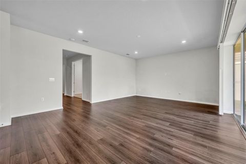 Tiny photo for 4607 Gliding Wave Street, Winter Garden, FL 34787 (MLS # O6337795)