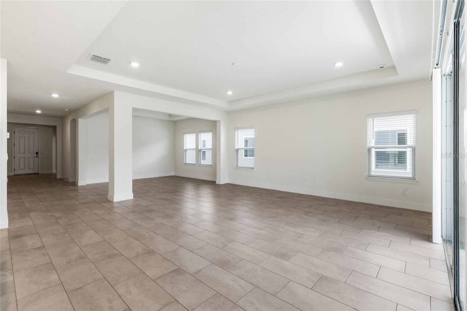 BUCHANAN TRAILS - Residential