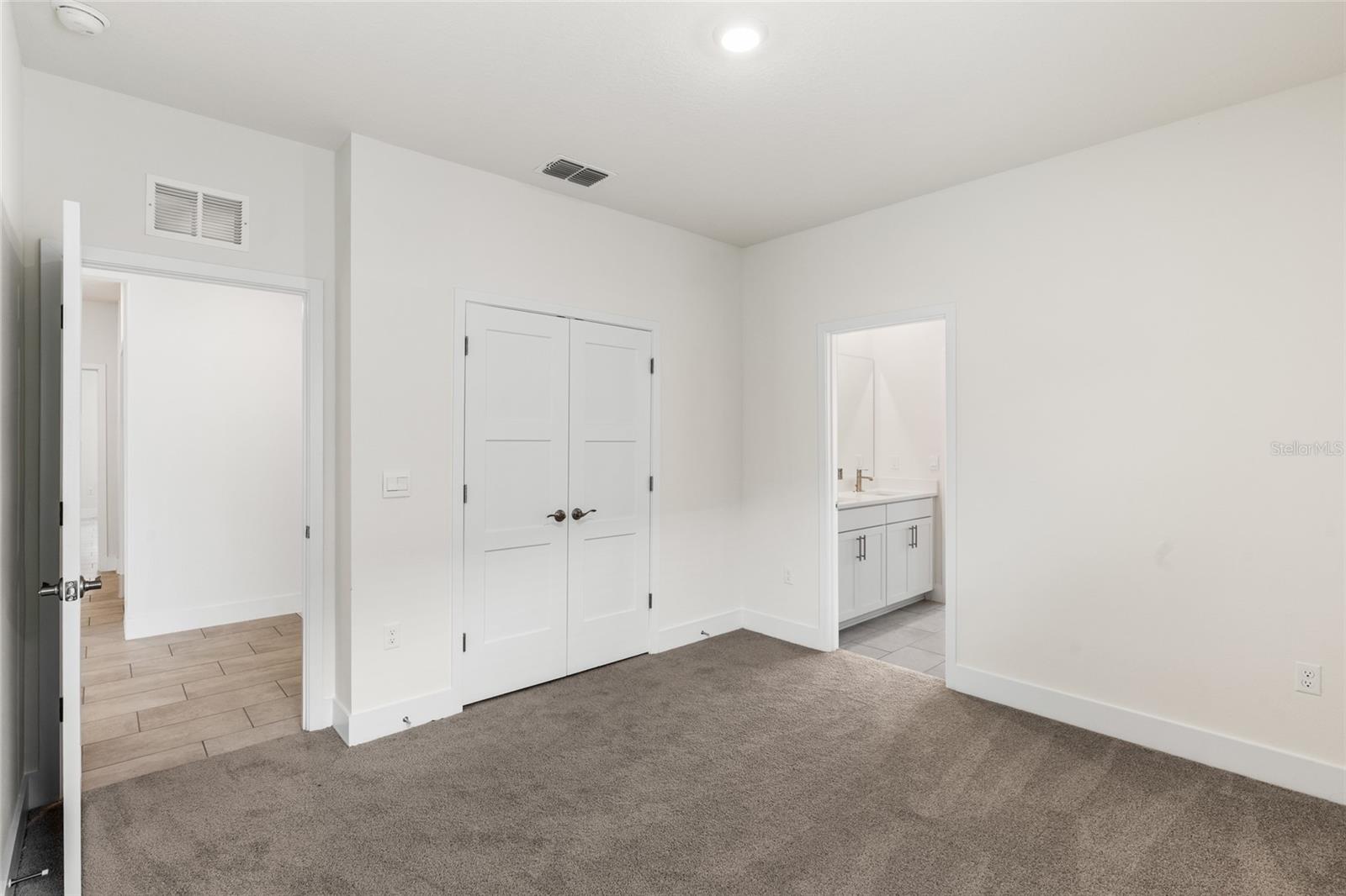 BUCHANAN TRAILS - Residential