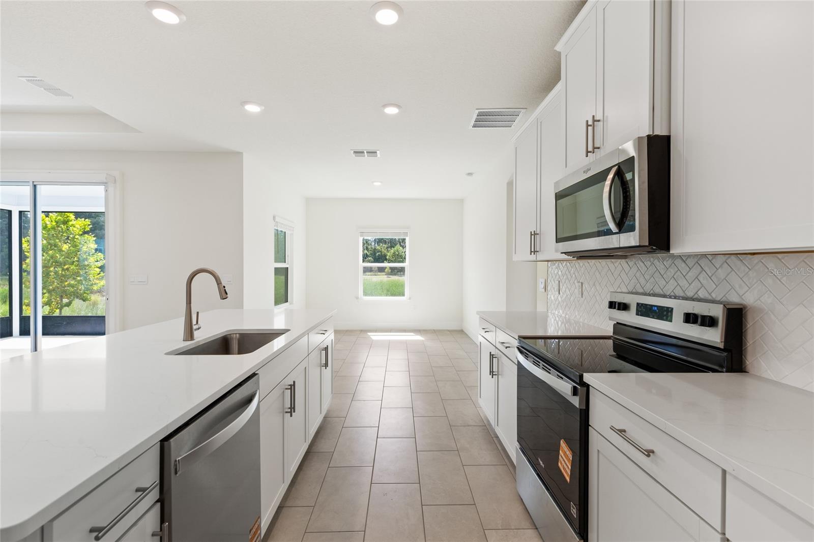 BUCHANAN TRAILS - Residential