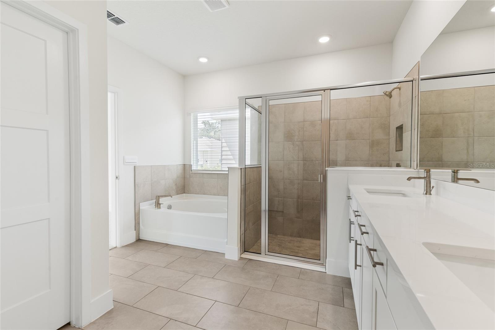 BUCHANAN TRAILS - Residential