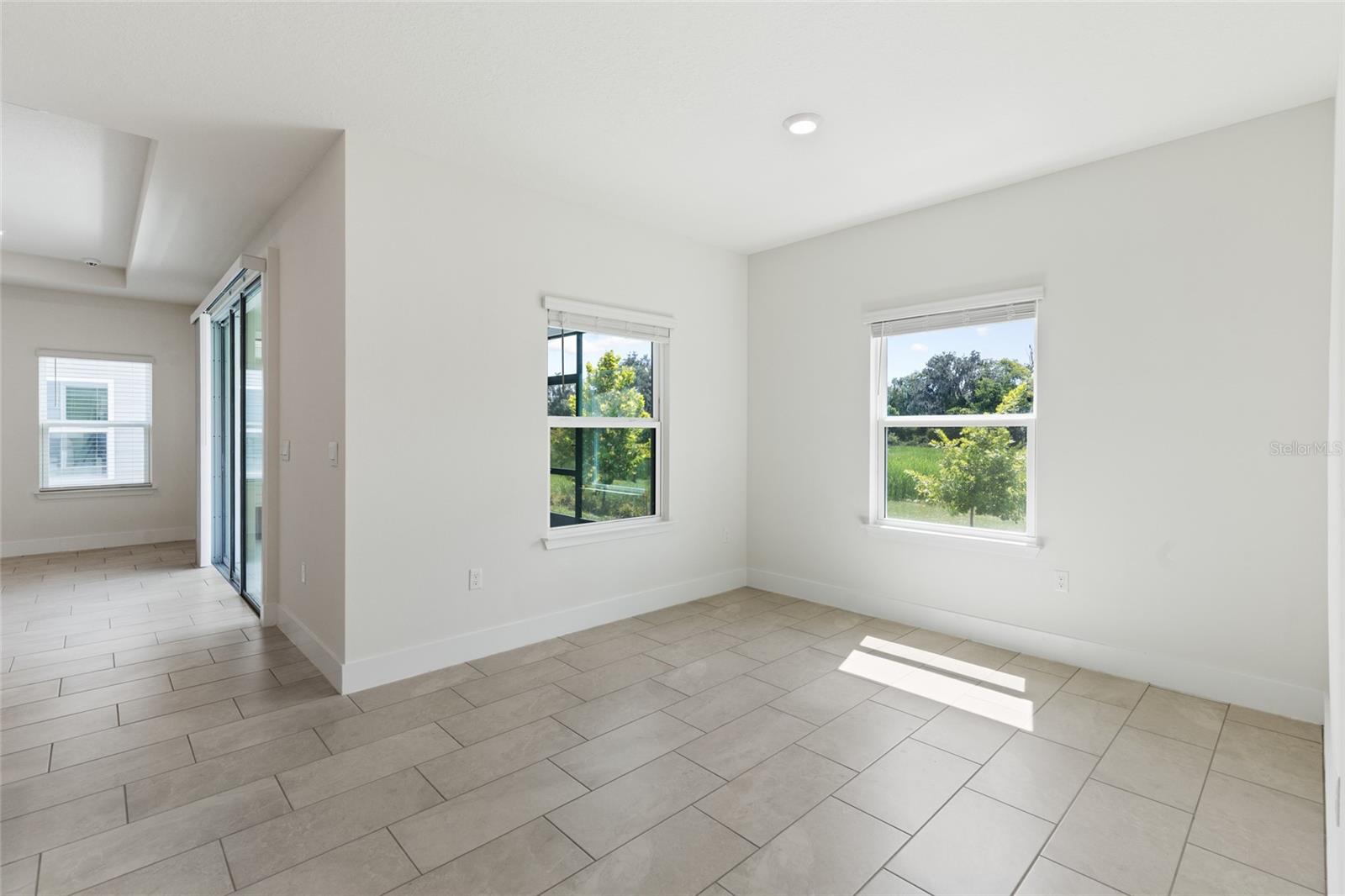 BUCHANAN TRAILS - Residential