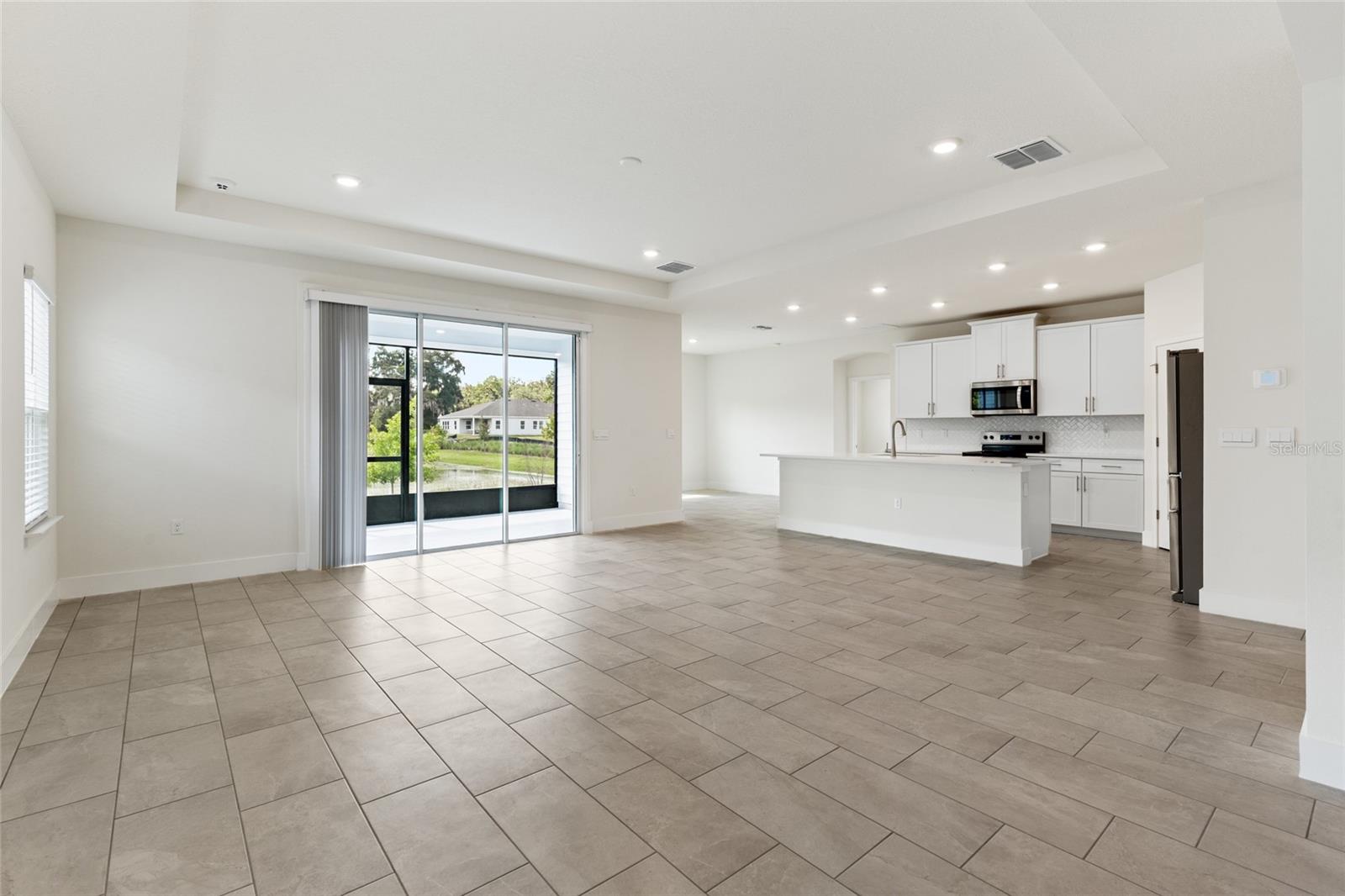 BUCHANAN TRAILS - Residential