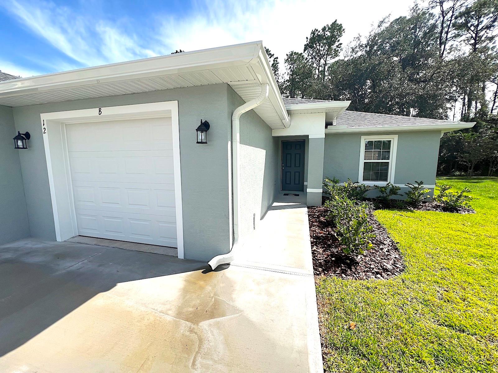 PALM COAST SEC 58 - Residential Lease