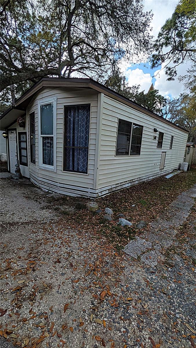 3000 CLARCONA ROAD 520