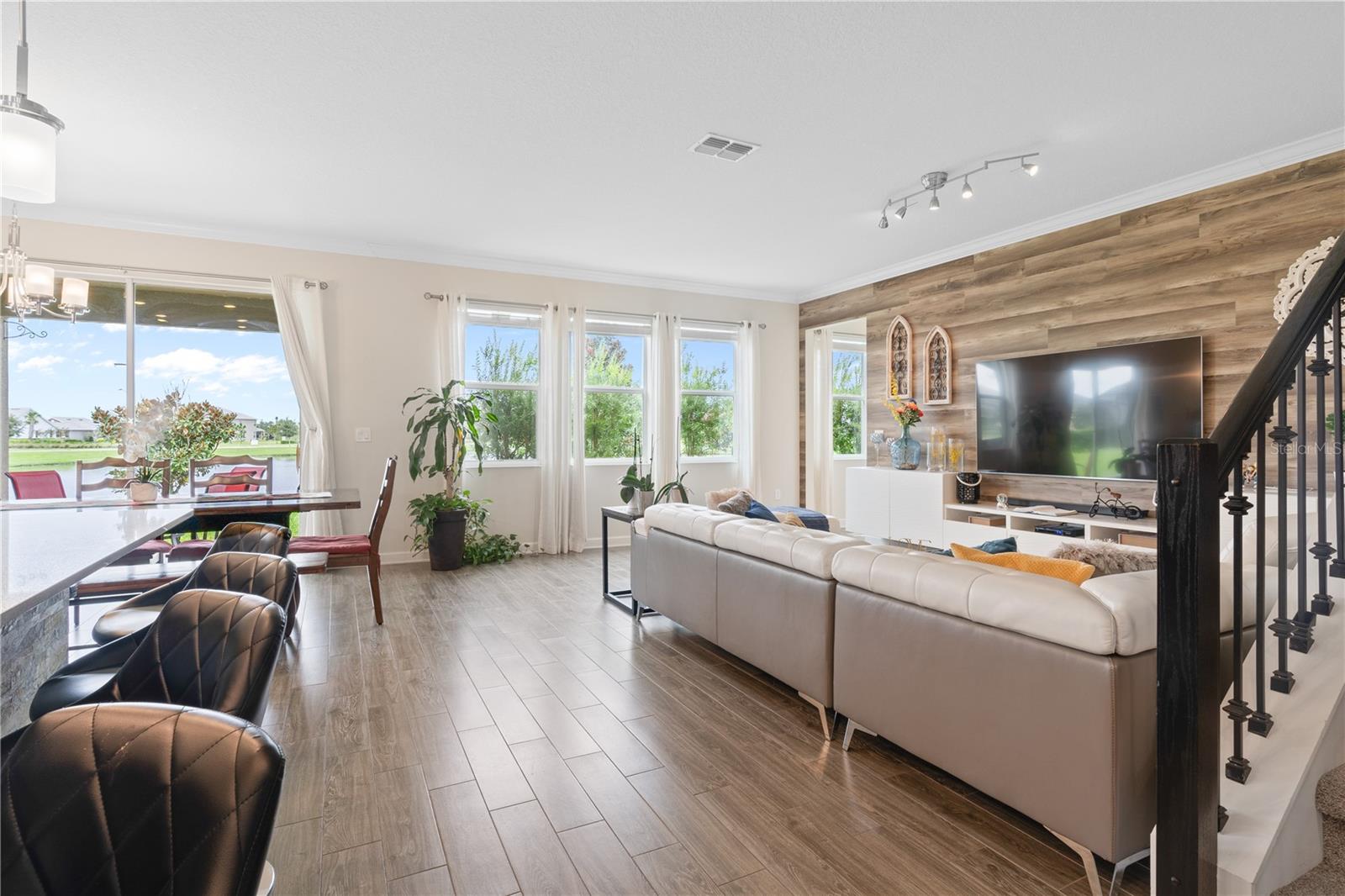 STOREY PARK - Residential