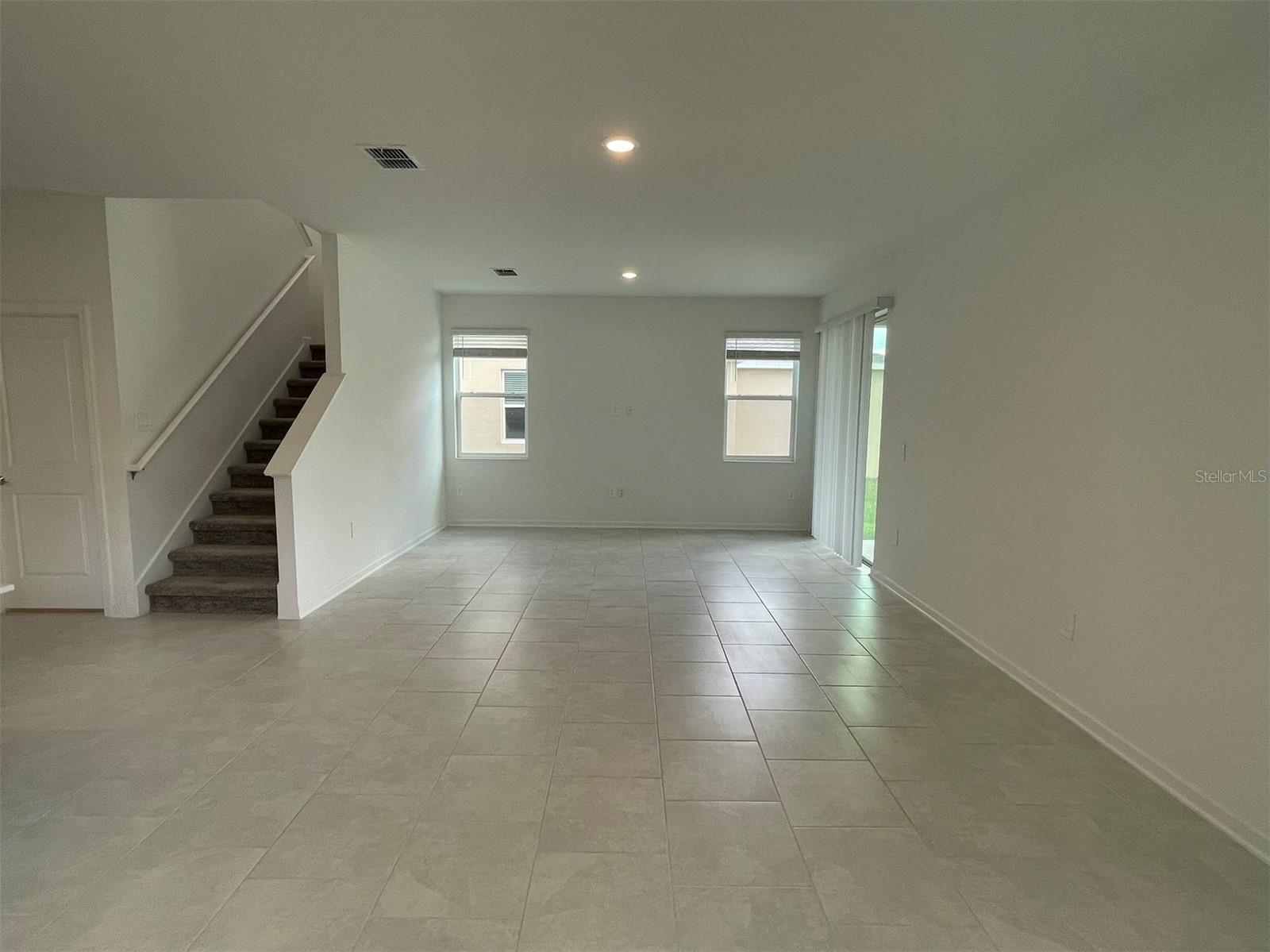 RHETTS RDG - Residential Lease